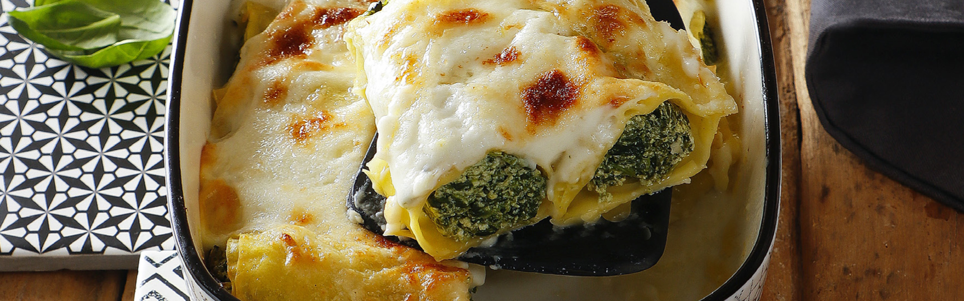 Cannelloni ricotta e spinaci Cannelloni ricotta e spinaci