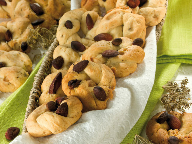 Apéritif: Taralli au saindoux et au fenouil sauvage