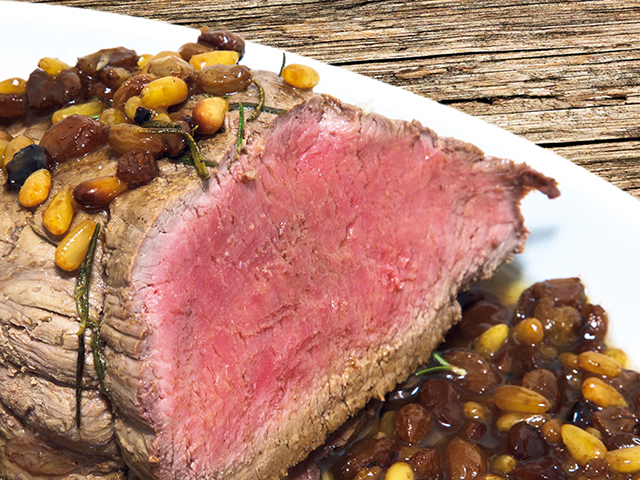 副餐: “Tagliata” steak with sultanas and pine nuts