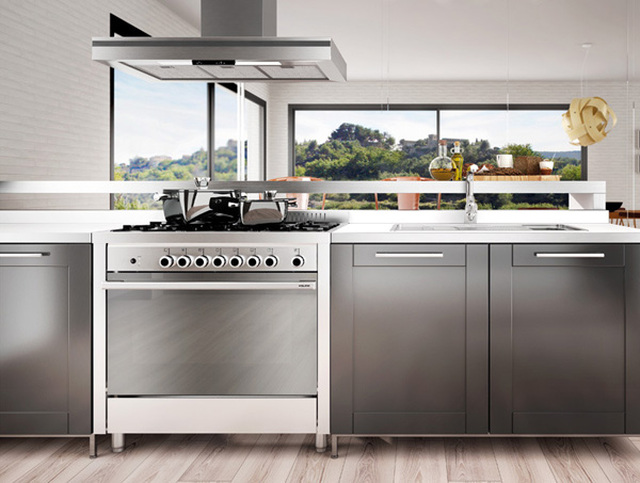 Matrix cookers: stylish steel