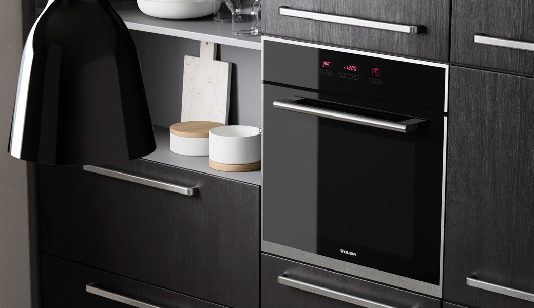 NEW BUILT-IN OVENS The technology at your fingertip
